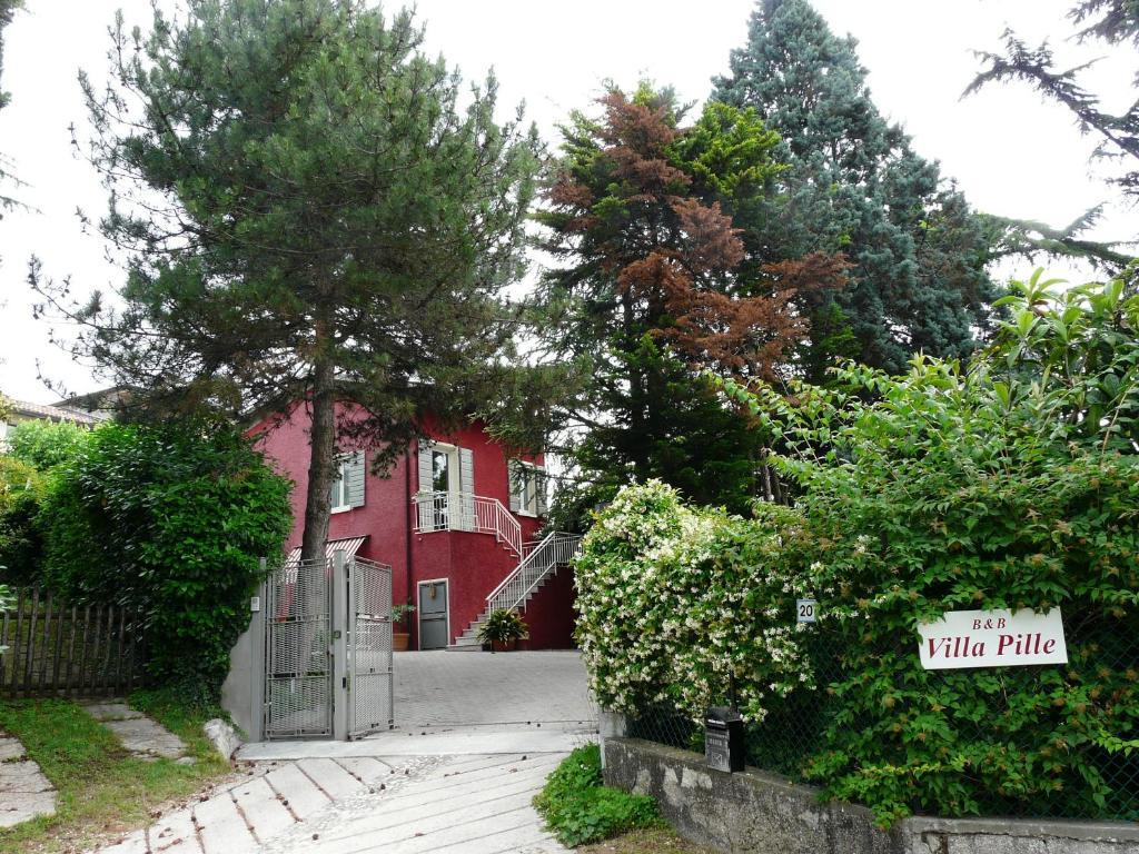 مونزامبانو Villa Pille المظهر الخارجي الصورة